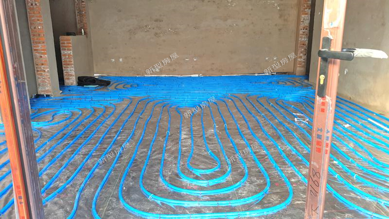 電地暖上鋪木地板注意事項(xiàng)_電暖地暖怎么鋪木地板_電地暖配什么樣的木質(zhì)地板好